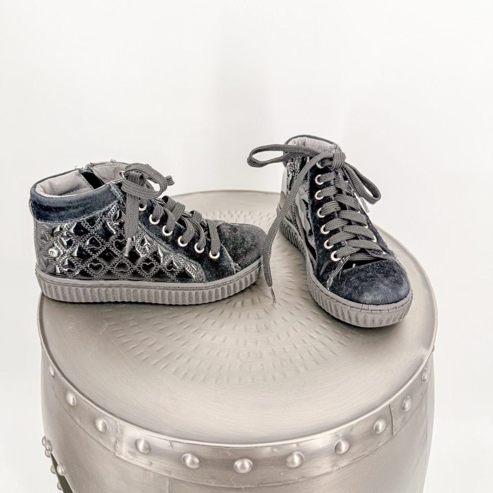 Black High-Top Boots with Lace-Up Design